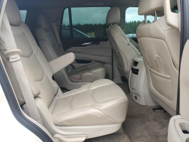 68132505 :رقم المزاد ، 1GYS3BKJ1FR304261 vin ، 2015 Cadillac Escalade Luxury مزاد بيع