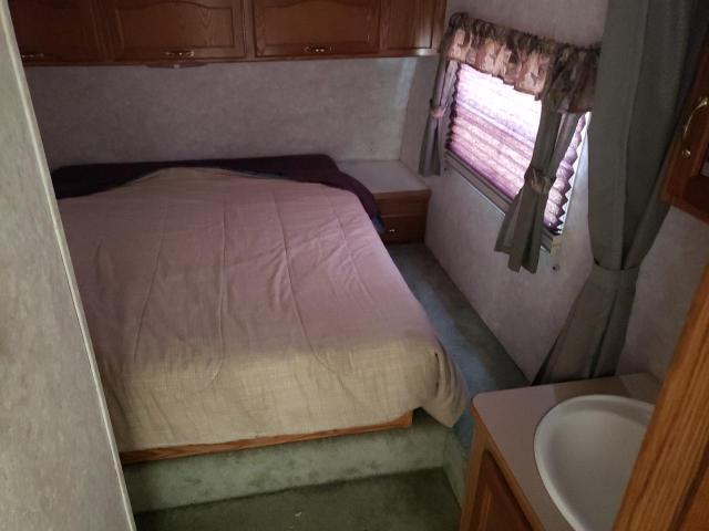 67514555 :رقم المزاد ، 4YDT2782X32034066 vin ، 2003 Keystone Cougar مزاد بيع