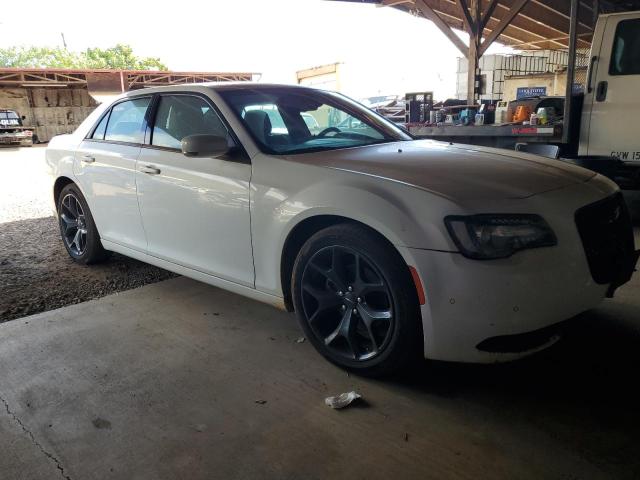 2022 Chrysler 300 S მანქანა იყიდება აუქციონზე, vin: 2C3CCABGXNH170698, აუქციონის ნომერი: 68537735