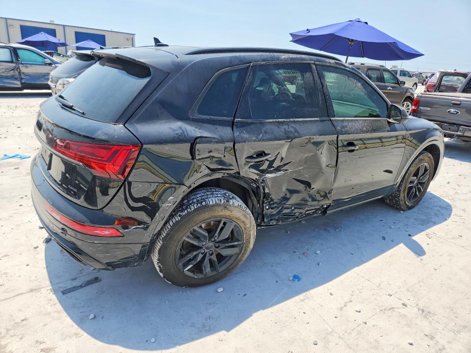 65563836 :رقم المزاد ، WA1GAAFY2P2010987 vin ، 2023 Audi Q5 مزاد بيع