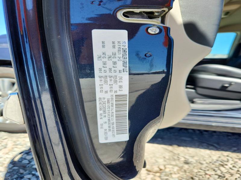 2014 Chrysler Town And Country მანქანა იყიდება აუქციონზე, vin: 2C4RC1CGXER180078, აუქციონის ნომერი: 65508456