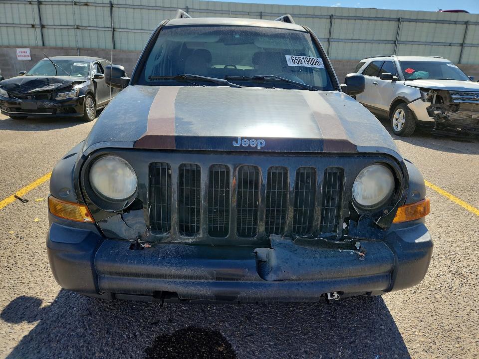 2005 Jeep Liberty მანქანა იყიდება აუქციონზე, vin: 1J4GL38K65W704473, აუქციონის ნომერი: 65619006