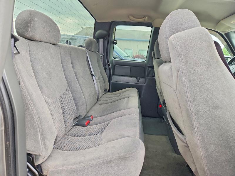Продаж на аукціоні авто 2006 Chevrolet Silverado, vin: 1GCHK29U26E280336, номер лоту: 61633026