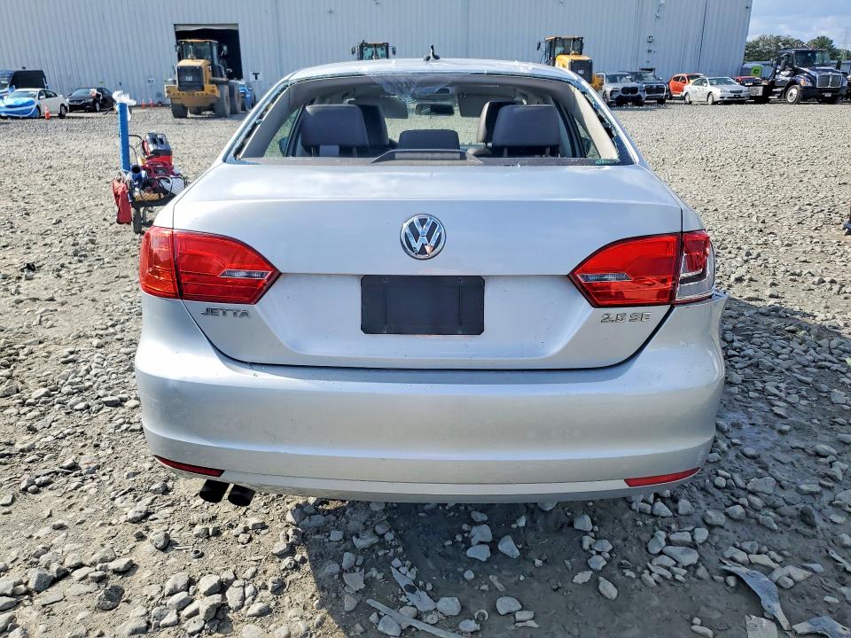 2013 Volkswagen Jetta მანქანა იყიდება აუქციონზე, vin: 3VWDP7AJXDM359210, აუქციონის ნომერი: 65874406