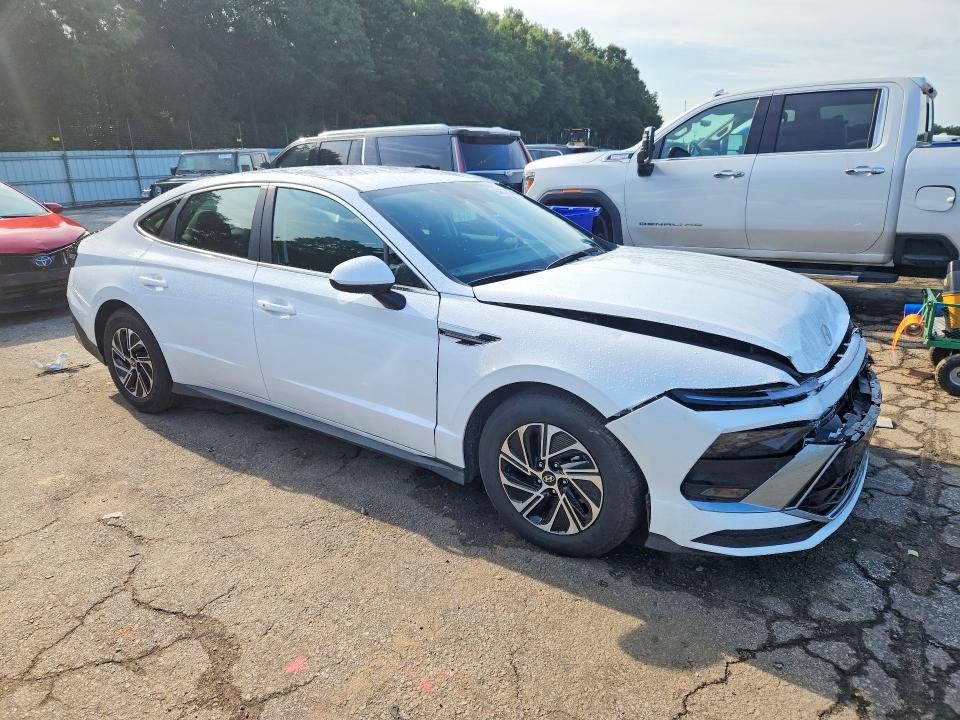 2026 Hyundai Sonata Hybrid მანქანა იყიდება აუქციონზე, vin: KMHL24JJXTA156241, აუქციონის ნომერი: 64678226