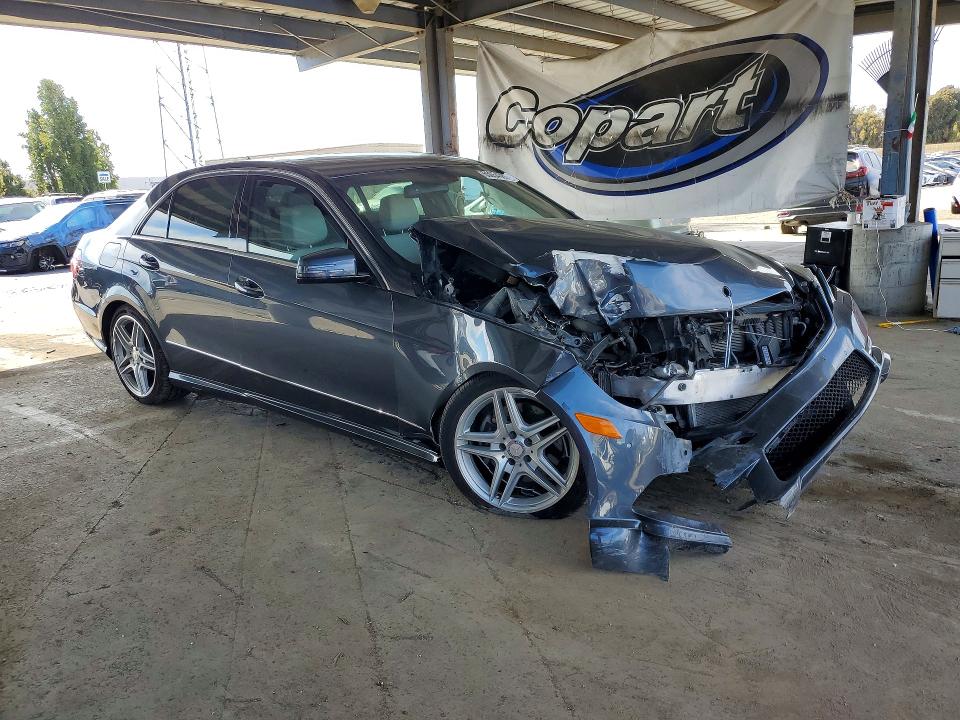 65054086 :رقم المزاد ، WDDHF5KB2DA766119 vin ، 2013 Mercedes-benz E مزاد بيع