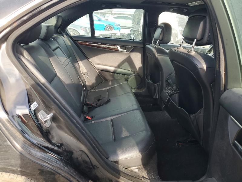 2014 Mercedes-benz C მანქანა იყიდება აუქციონზე, vin: WDDGF4HB9EG251713, აუქციონის ნომერი: 66959096