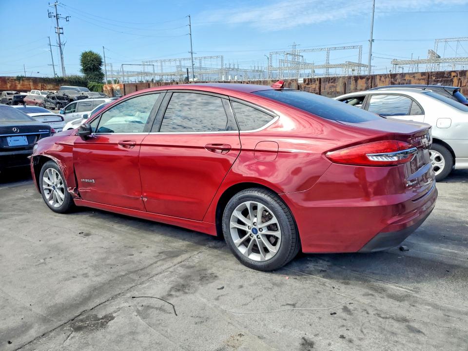 Продажа на аукционе авто 2019 Ford Fusion, vin: 3FA6P0LU6KR242417, номер лота: 67036536