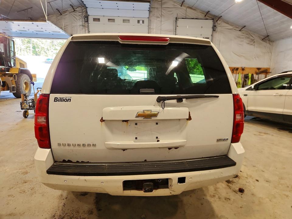 2009 Chevrolet Suburban მანქანა იყიდება აუქციონზე, vin: 1GNFK26399R243727, აუქციონის ნომერი: 65725606