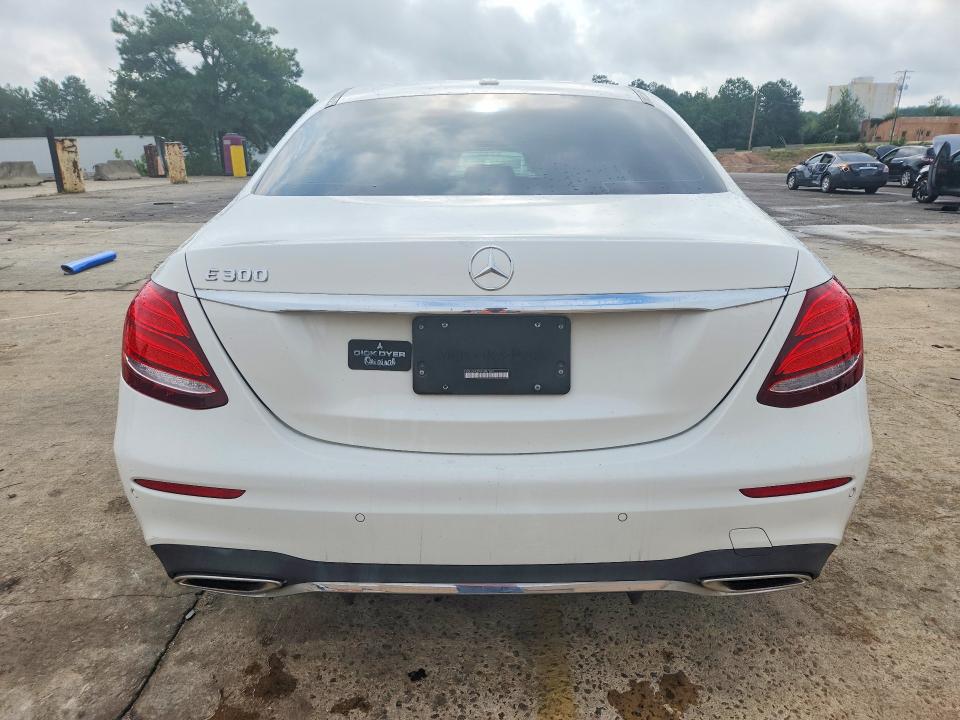 63517236 :رقم المزاد ، WDDZF4JB7HA087064 vin ، 2017 Mercedes-benz E مزاد بيع