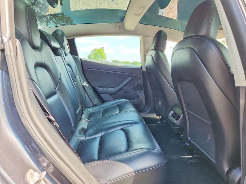 62940966 :رقم المزاد ، 5YJ3E1EB1KF386026 vin ، 2019 Tesla Model 3 مزاد بيع