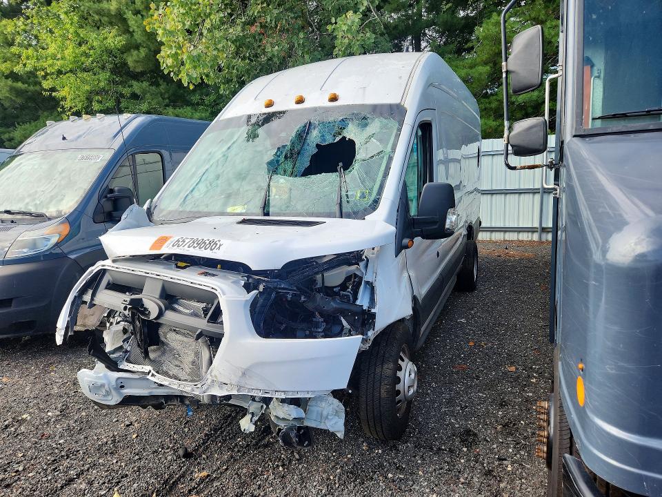 65789686 :رقم المزاد ، 1FTBF4X86SKA45834 vin ، 2025 Ford Transit مزاد بيع