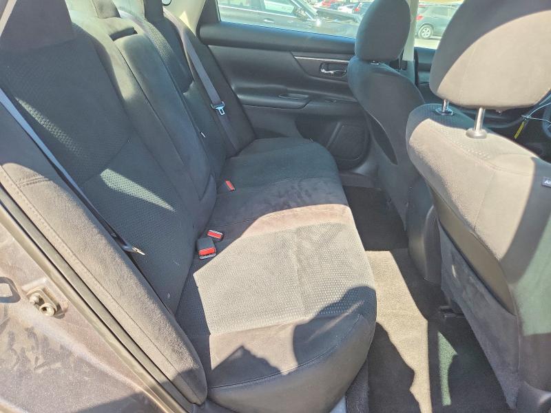 65193796 :رقم المزاد ، 1N4AL3AP4FN879495 vin ، 2015 Nissan Altima مزاد بيع