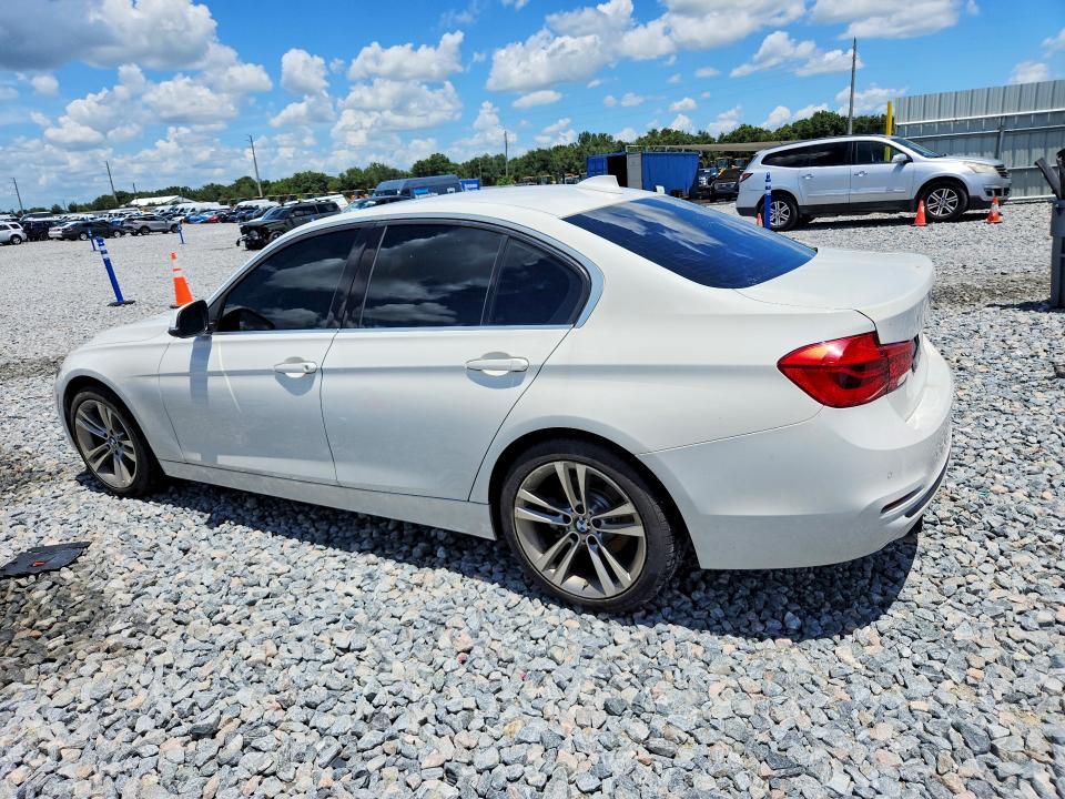 64728366 :رقم المزاد ، WBA8B9C53HK675718 vin ، 2017 Bmw 330 مزاد بيع