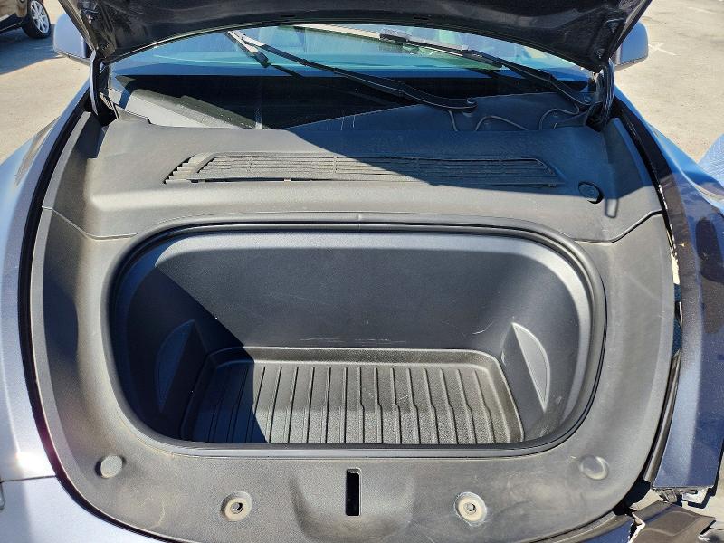 64772966 :رقم المزاد ، 7SAYGDED3SF276598 vin ، 2025 Tesla Model Y مزاد بيع
