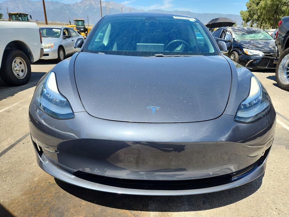 2018 Tesla Model 3 მანქანა იყიდება აუქციონზე, vin: 5YJ3E1EA0JF016398, აუქციონის ნომერი: 65715786