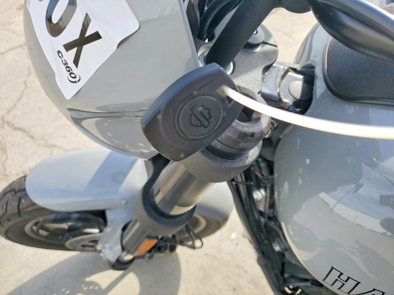 62641686 :رقم المزاد ، 1HD1YWA27SB041134 vin ، 2025 Harley-davidson Fxlrs مزاد بيع