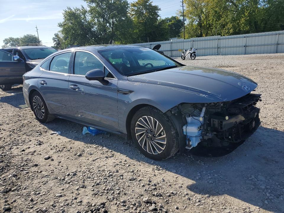 2025 Hyundai Sonata Hybrid მანქანა იყიდება აუქციონზე, vin: KMHL54JJ8SA123485, აუქციონის ნომერი: 66620396
