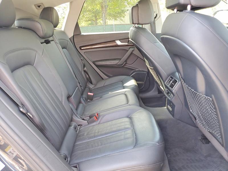 65803556 :رقم المزاد ، WA1CNAFY2J2102093 vin ، 2018 Audi Q5 مزاد بيع