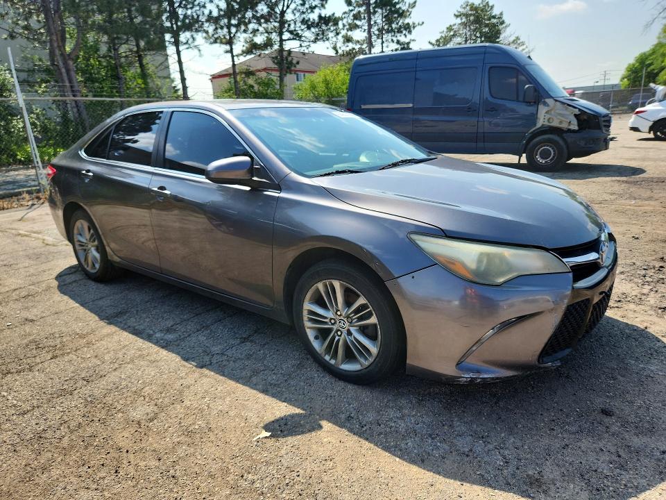 2015 Toyota Camry მანქანა იყიდება აუქციონზე, vin: 4T1BF1FK8FU949167, აუქციონის ნომერი: 64204196