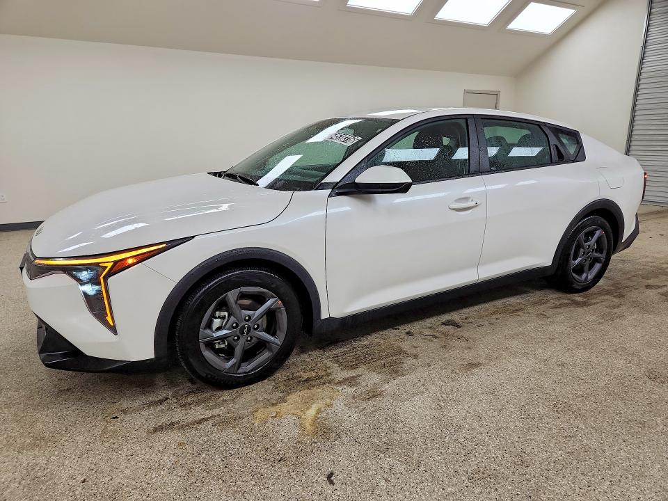 Продажа на аукционе авто 2026 Kia K4, vin: 3KPFT4DE5TE346720, номер лота: 64518316
