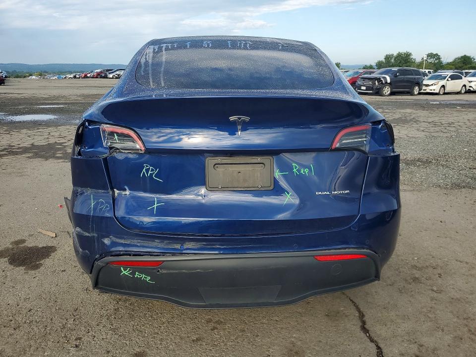 Продаж на аукціоні авто 2022 Tesla Model Y, vin: 7SAYGDEE0NF423313, номер лоту: 65877096