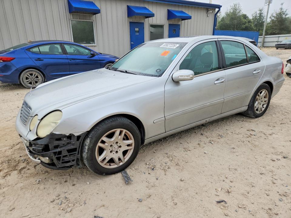 2004 Mercedes-benz E მანქანა იყიდება აუქციონზე, vin: WDBUF65J24A454902, აუქციონის ნომერი: 65627226