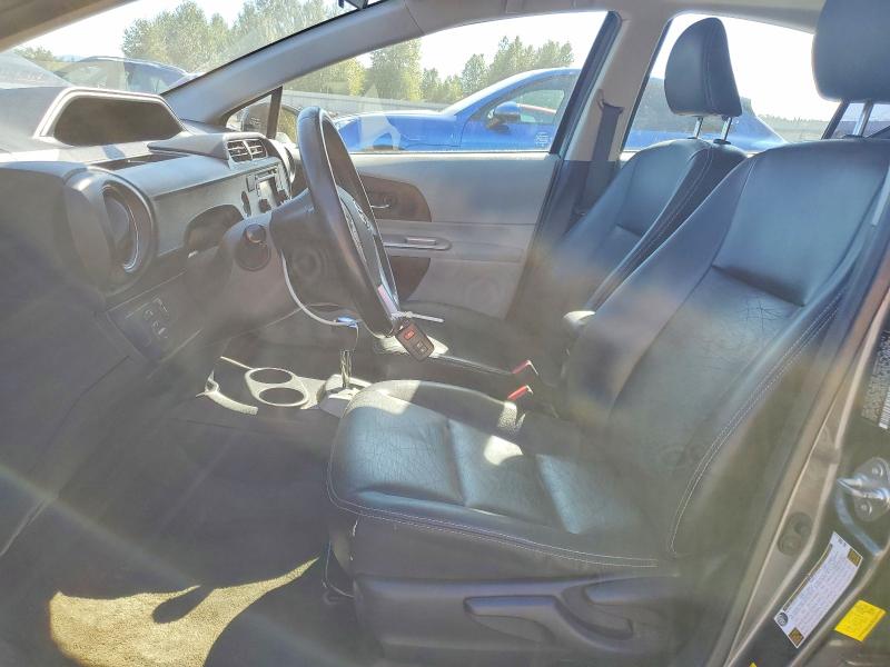 2013 Toyota Prius C მანქანა იყიდება აუქციონზე, vin: JTDKDTB3XD1041144, აუქციონის ნომერი: 64757216