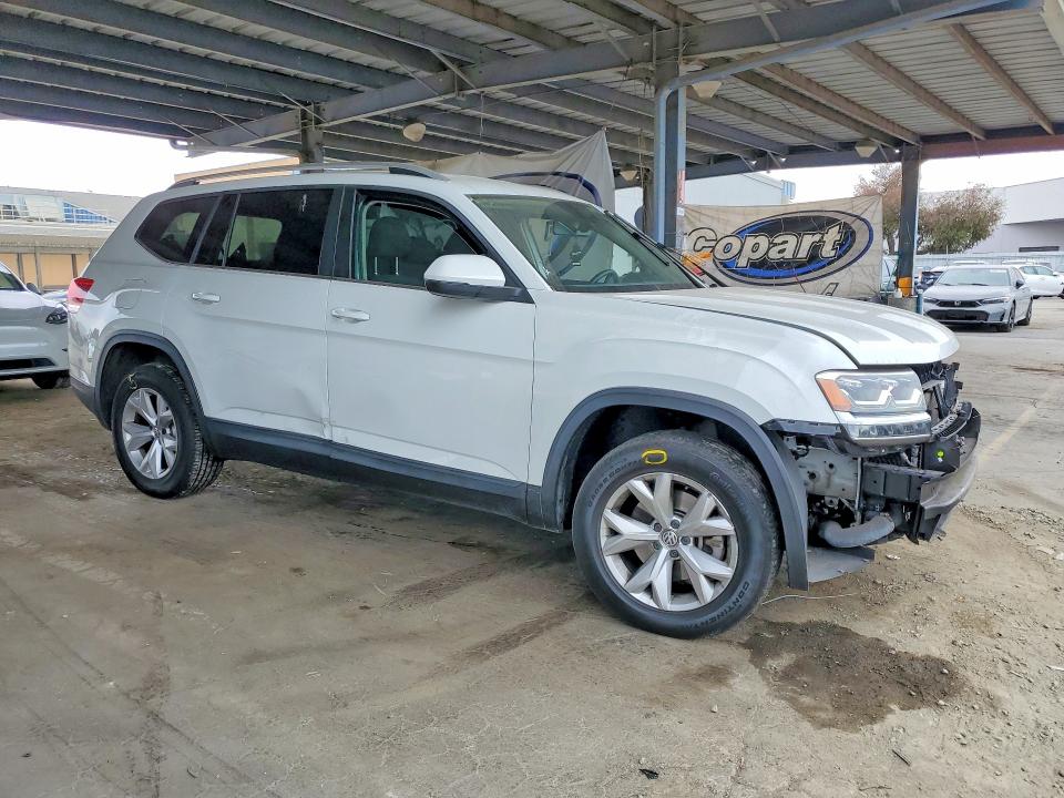67034176 :رقم المزاد ، 1V2AP2CA9KC589629 vin ، 2019 Volkswagen Atlas مزاد بيع