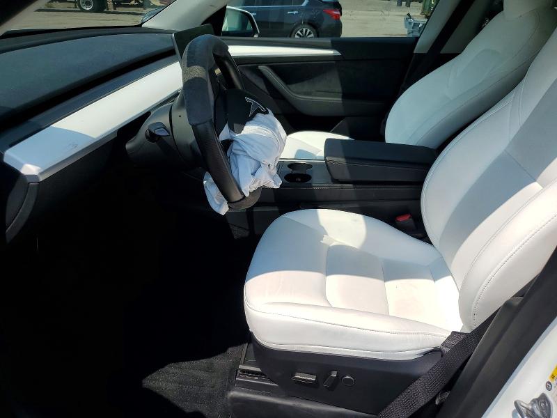 Auction sale of the 2025 Tesla Model Y, vin: 7SAYGAEE7SF288311, lot number: 64292576