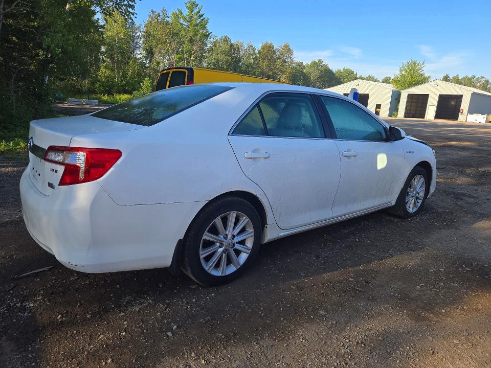 Продажа на аукционе авто 2014 Toyota Camry Hybrid, vin: 4T1BD1FK1EU134815, номер лота: 63786826