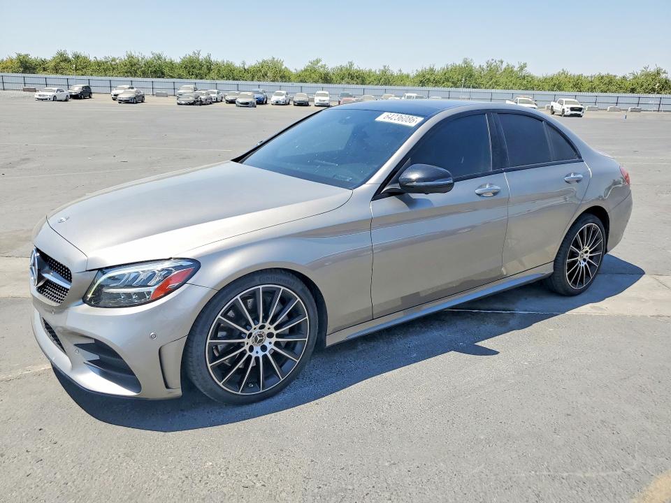 64236086 :رقم المزاد ، W1KWF8DB1LR569996 vin ، 2020 Mercedes-benz C مزاد بيع
