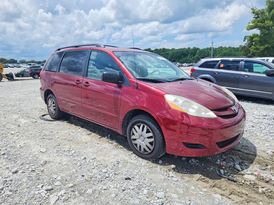 2010 Toyota Sienna მანქანა იყიდება აუქციონზე, vin: 5TDKK4CC3AS341570, აუქციონის ნომერი: 64364726