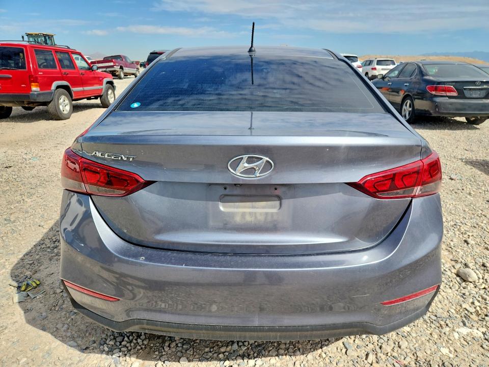 2018 Hyundai Accent მანქანა იყიდება აუქციონზე, vin: 3KPC24A38JE031643, აუქციონის ნომერი: 66927566