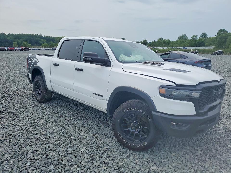 64618296 :رقم المزاد ، 1C6SRFLP0SN581619 vin ، 2025 Ram 1500 مزاد بيع