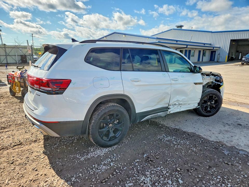 Продажа на аукционе авто 2024 Volkswagen Atlas, vin: 1V2CR2CA7RC581915, номер лота: 62780286