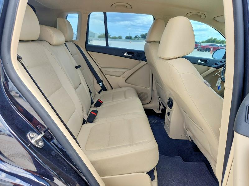 Продажа на аукционе авто 2017 Volkswagen Tiguan, vin: WVGAV7AXXHK013795, номер лота: 64606856