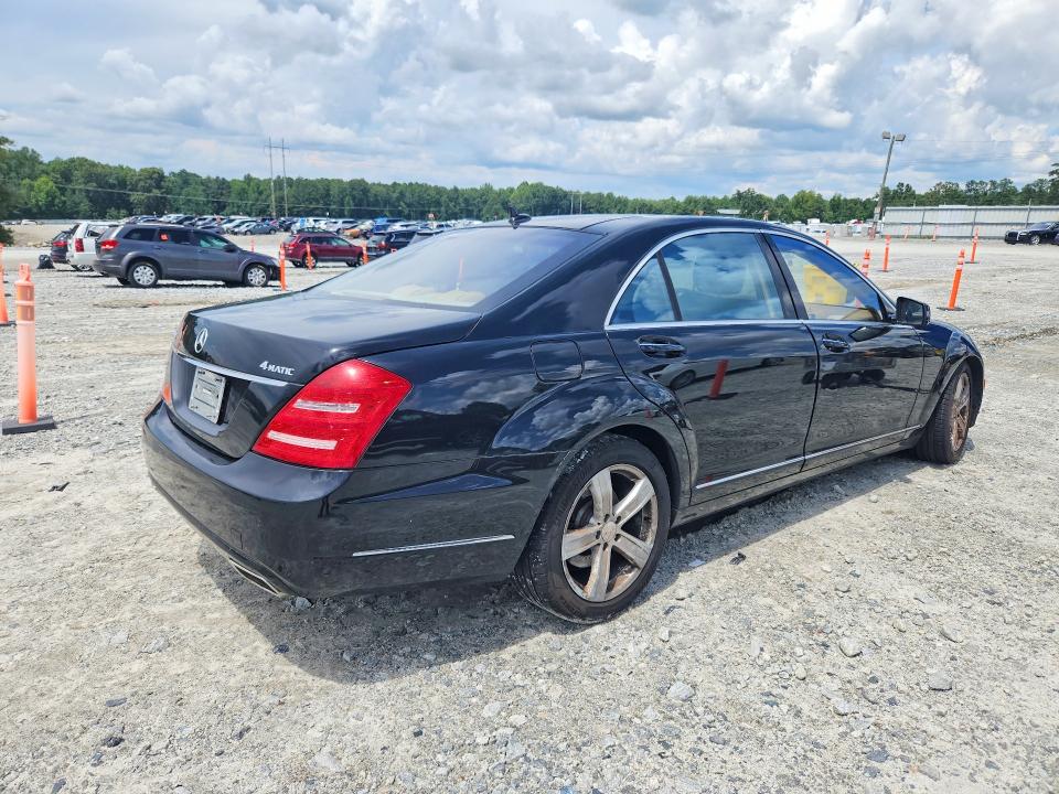 2013 Mercedes-benz S მანქანა იყიდება აუქციონზე, vin: WDDNG9EB4DA500751, აუქციონის ნომერი: 63620516