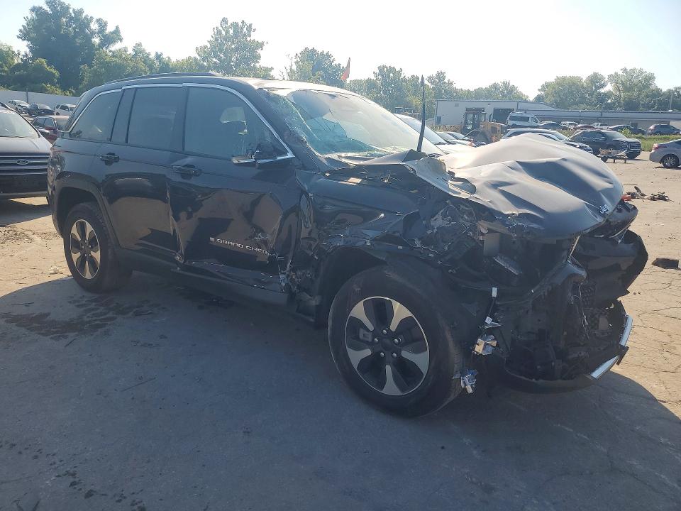 66896546 :رقم المزاد ، 1C4RJYB62R8520512 vin ، 2024 Jeep Grand Cherokee مزاد بيع