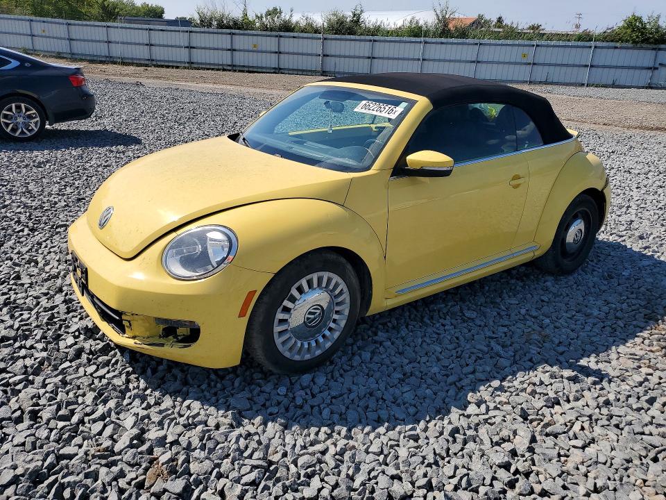 Auction sale of the 2015 Volkswagen Beetle, vin: 3VW517AT7FM807848, lot number: 66226516