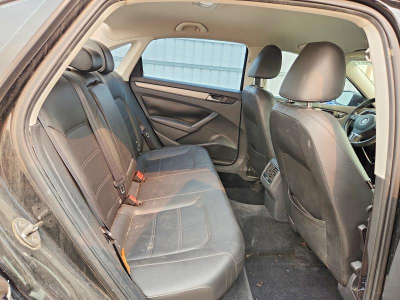 63008826 :رقم المزاد ، 1VWBP7A31EC013428 vin ، 2014 Volkswagen Passat مزاد بيع