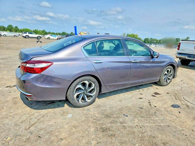 Продаж на аукціоні авто 2016 Honda Accord, vin: 1HGCR2F75GA135760, номер лоту: 64472406