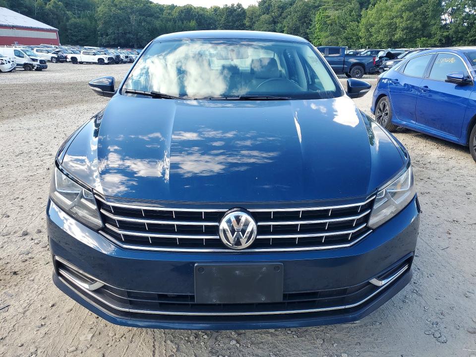 Продаж на аукціоні авто 2018 Volkswagen Passat, vin: 1VWAA7A37JC015899, номер лоту: 66935166
