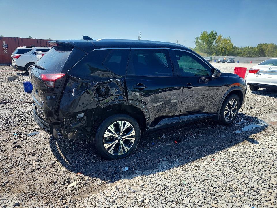 65296786 :رقم المزاد ، 5N1BT3BA5PC781299 vin ، 2023 Nissan Rogue مزاد بيع