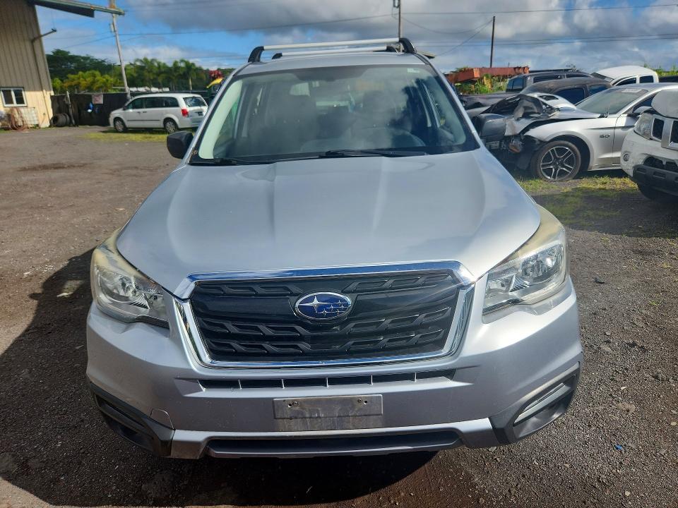 2017 Subaru Forester მანქანა იყიდება აუქციონზე, vin: JF2SJAAC7HH527066, აუქციონის ნომერი: 64138166