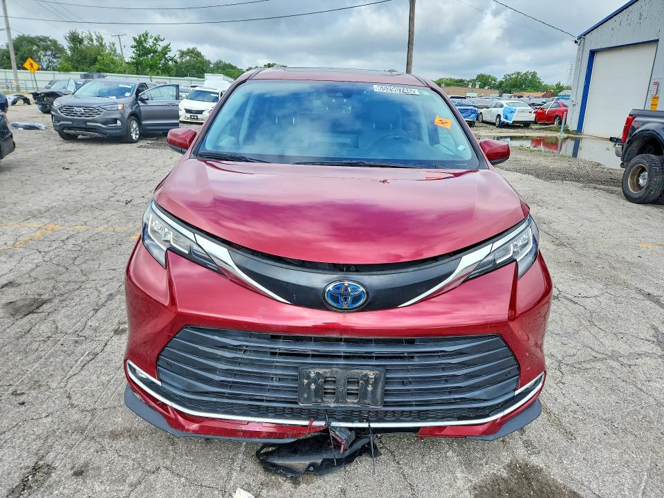 65290746 :رقم المزاد ، 5TDYRKEC4PS161840 vin ، 2023 Toyota Sienna مزاد بيع