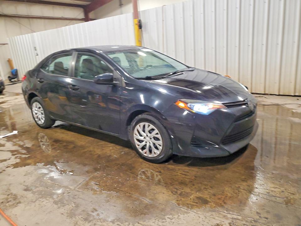Продажа на аукционе авто 2018 Toyota Corolla, vin: 5YFBURHE3JP768063, номер лота: 64784836