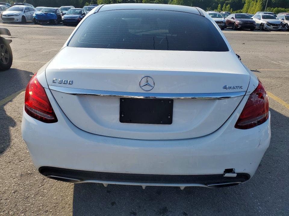 2015 Mercedes-benz C მანქანა იყიდება აუქციონზე, vin: 55SWF4KB1FU020992, აუქციონის ნომერი: 66258966