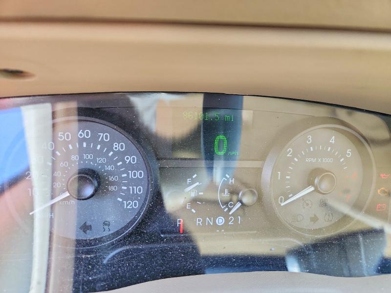 2009 Mercury Grand Marquis მანქანა იყიდება აუქციონზე, vin: 2MEHM75V59X628329, აუქციონის ნომერი: 64079786