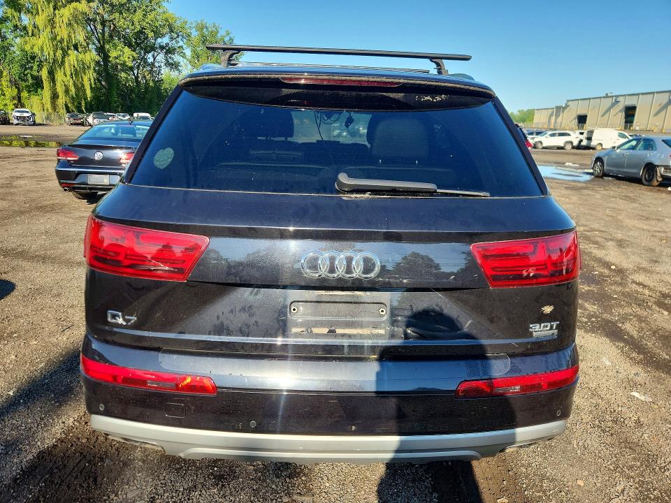63640416 :رقم المزاد ، WA1LAAF76HD016691 vin ، 2017 Audi Q7 مزاد بيع